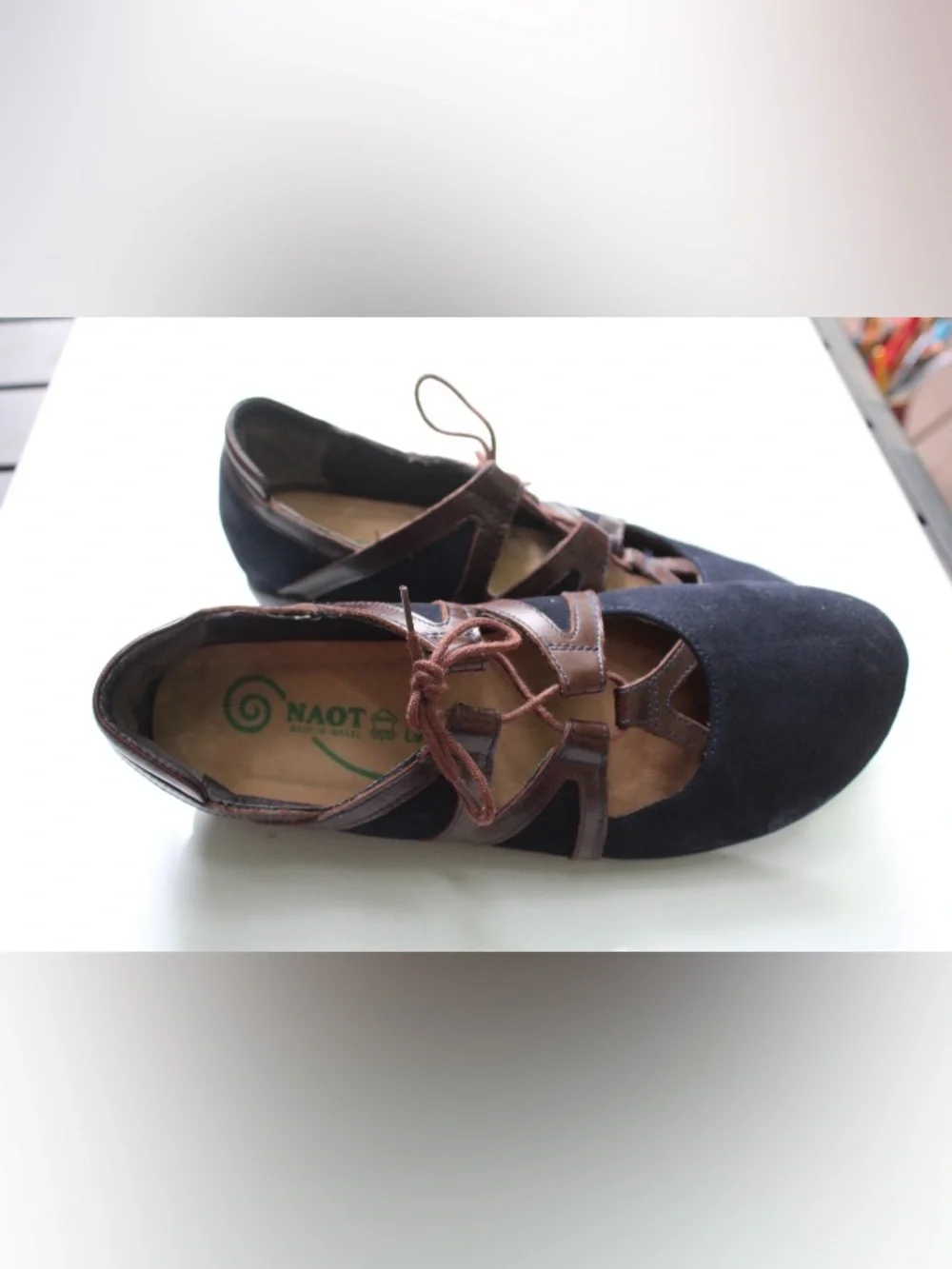 NWOT Naot  Timu laced up flats